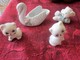 LOT DE 2 CHATS CAT IN CERAMIC + CYGNE + COCHONNET OU BISOU NOUNOURS ,? -Miniatures Décoratives  Animaux - Animaux