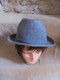 Delcampe - Ancien - Chapeau Femme Lydia Imperméable Gris Taille 56 - 4 1/2 Années 50 - Kapje, Hoeden, Mutsen