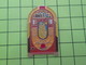 611c PINS PIN'S / Beau Et Rare : Thème MUSIQUE / Grand Pin's SUPERBE JUKE-BOX RETRO - Musique