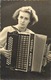 Themes Div-ref CC873- Carte Photo - Musique -musicien - Accordeoniste - Accordeon Maugein Freres - Tulle - Correze  - - Musik Und Musikanten