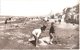 BRAY-DUNES (59) Jeux D'enfants Sur La Plage En 1966 CPSM  PF - Bray-Dunes