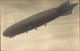 Photo Cp Schwebender Zeppelin, Blick Von Unten, Starrluftschiff - Autres & Non Classés