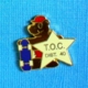 Delcampe - 1 PIN'S //  ** T.O.C. DIST. 40 / SKATEBOARD ** - Skateboard