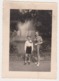 27111 -Photo BELGIQUE LIEGE Oparc Acclimatation Boverie -Aout 1947 -enfant Femme Fontaine - Orte