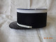 SUPERBE KEPI DE SOUS-OFFICIER DE GENDARMERIE EN EXCELLENT ETAT ( Voir Photos ) T 57 Ou 58 - Headpieces, Headdresses