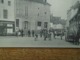 Carte Assez Rare , Sézanne , Place Des Halles "" Carte Animée Attelage Et Vache & Veau "" - Sezanne