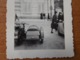 LE MANS WW2 GUERRE 39 45  SIDE CAR ALLEMANDS ET VEHICULE  GARE DEVANT BOURSE COMMERCE KOMMANDANTUR PHOTO PRETRE - Le Mans