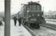 241019 - PHOTO D BREHERET Chemin De Fer Gare Train - Années 1950 - 75 PARIS Gare D' AUSTERLITZ Loco SNCF 2D2-5519 Chef - Métro Parisien, Gares