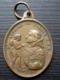 Médaille Ancienne Saint François D'assises Et Saint Antoine De Padoue - Godsdienst & Esoterisme