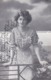 AK Dame In Kleid Mit Perlenkette - Künstlerkarte - Nürnberg 1911 (44762) - Frauen