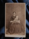 Photo CDV A. Petit - Second Empire, Femme Avec Bébé Sur Les Genoux, Robe à Crinoline Circa 1860  L473A - Ancianas (antes De 1900)