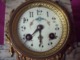 Delcampe - UNE ANCIENNE PENDULE EN MARBRE BLANC / VERT - Horloges
