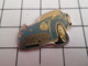 719 (pas 717)  PINS PIN'S / Beau Et Rare : Thème AUTOMOBILES / VOITURE BLEU CIEL Triumph Tr 3 - Andere & Zonder Classificatie