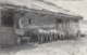 AUF DER ALP / SUR L'ALPE → L'heure Du Repas Au Chalet, Bauer Füttert Seine Schweine, Ca.1920 - Au