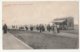 La Panne L'avenue De La Mer, Près De La Digue - De Panne - Met Volk- Krantenwinkeltje Op Strand - De Panne