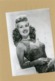 La Comédienne  BETTY GRABLE  La Star Des Années 1940 - Personnes Identifiées