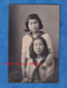 Photo Ancienne Snapshot - SAPPORO Japon - Portrait De Jeune Fille Amie De Classe Uniforme D' Ecole Robe Enfant Coiffure - Non Classificati