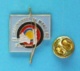 Delcampe - 1 PIN'S //   ** TIR A L'ARC / CHAMPIONNAT DU MONDE / 1993 / PERPIGNAN ** - Archery