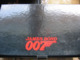 Superbe Coffret MASTER Pin's En Bon état Composé 17 Pin's Sur Les Films De James BOND 007. - Filmmanie