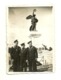 6011 " REGIA MARINA-TRE MARINAI DAVANTI AL MONUMENTO AI CADUTI DI GAETA "- FOTO ORIGINALE - Guerra, Militari