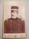 CDV  Portrait Militaire SUISSE - Officier - Capitaine - Voir Shako - Photo Jean KÖLLA,  THUN / THOUNE - Circa 1890 - TBE - Guerre, Militaire