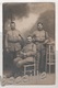 MILITARIA - CARTE PHOTO DE 3 MILITAIRES A IDENTIFIER - N° 107 ET 138 SUR LES COLS - ECRITE EN 1919 ? - Uniformi