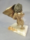 Delcampe - + STATUETTE EN BRONZE ENFANT A LA BOTTE + Statue Bottier Chaussure Sculpture - Bronzen