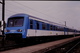 Photo Diapo Diapositive Slide Train Wagon Locomotive TER SNCF X 4434 Modernisé à Metz Le 26/06/1993 VOIR ZOOM - Diapositives (slides)