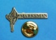1 PIN'S  //   ** MARKSMAN / TIREUR D'ÉLITE / EXPERT EN TIR DE PRÉCISION ** - Archery