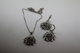 A60126 - Orecchini E Collana  In Argento Sterling 925 Fiori Incastonati Con Pietre Bianche - Earrings