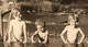 PHOTO 11,5 X 17,5 Cm 1952 - BAIGNADE PETIT GARCON Et PETITE FILLE TORSE NU - Persone Anonimi