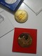 2 Money Coins And Chief Yeoman Warder Tower Of London Solid Bronze UK Gran Bretagna - Adel