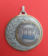Médaille En Métal Blanc Ville Du Perreux Sur Marne - 100ème Anniversaire - 1887-1987 - Autres & Non Classés