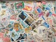 LOT N° E 82  PAYS DIVERS Un Vrac De Plus De 2000 Timbres - Collections (en Albums)