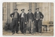 (RECTO / VERSO) LONGWY - PERSONNAGES DEVANT UNE MAISON EN 1917 - PLI ANGLE BAS A GAUCHE - CARTE PHOTO CPA - Longwy