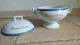 Delcampe - RARE- MAGUINAT ROSEROY - SOUPIERE ANCIENNE (début XXe) En Porcelaine - Liseré Bleu Et Doré - Zuppiere