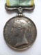 Médaille Anglaise De Crimée. Barrette Sébastopol. Attribuée à Un Officier Français - Avant 1871