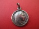 Petite Médaille Religieuse Ancienne/Sainte Bernadette/ Grotte De Lourdes/Début XXéme     CAN583 - Religion & Esotericism