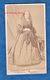 Photo Ancienne CDV Vers 1865 - PAU - Portrait De Dolores GARCIA - Photographe L. Subercaze Robe Mode Voile Femme - Anciennes (Av. 1900)