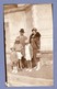 PHOTO ORIGINALE SEPTEMBRE 1930 - COUPLE FAMILLE ENFANTS GARCONS CULOTTES COURTES ÉTOLE De VISON FOURRURE MODE - Persone Anonimi