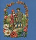 Superbe  Chromo Decoupis  Couple Enfants Chasse Poupée Fusil Guirlande Fleurs Bel état 12,5 Cm X 18 Cm - Enfants