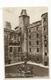 CPA , R.U , N°L.6. The Palace Of Linlithgow ,Fountain & North West Angle Of Close , H.M. Office Of Works - West Lothian