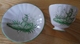 Delcampe - Faïencerie  St Clément - 54 - Lot De 3 Tasses  Avec  Soucoupes Et Sucrier  '' Au Chinois '' Vert Articles Neufs - Tassen