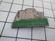 916b Pin's Pins / Beau Et Rare / THEME : VILLES / CHATEAU-GAILLARD - Villes