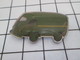 916b Pin's Pins / Beau Et Rare / THEME : AUTOMOBILES / UTILITAIRE RENAULT ANNEES 50 - Renault