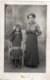 CPA JEUNE FEMME AVEC SA FILLE  1914-1918---TROUVEE DANS UN LOT FAMILLE WILMART HAUTMONT-TAMPON LANGENSALZA ( CAMP ) - War 1914-18