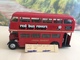 Bus- Red Bus Rovers, London Transport 1939 - échelle 1/43  Neuf Métal - Voir Photos (envoie Colissimo) - Utilitarios