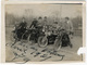 Delcampe - Mini-trip Entre Amis En Voitures Et Motos, 1921. Ensemble De 34 Photos Originales D'époque.FG1247 - Coches
