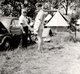 Photo Carrée Originale Père & Fils Au Camping En Fiat 500 & Tente Canadienne - Personnes Anonymes