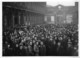 GREVE DES FONCTIONNAIRES  PARIS LE 12/12/1945 DANS LA COUR DE LA GARE DU NORD - Autres & Non Classés